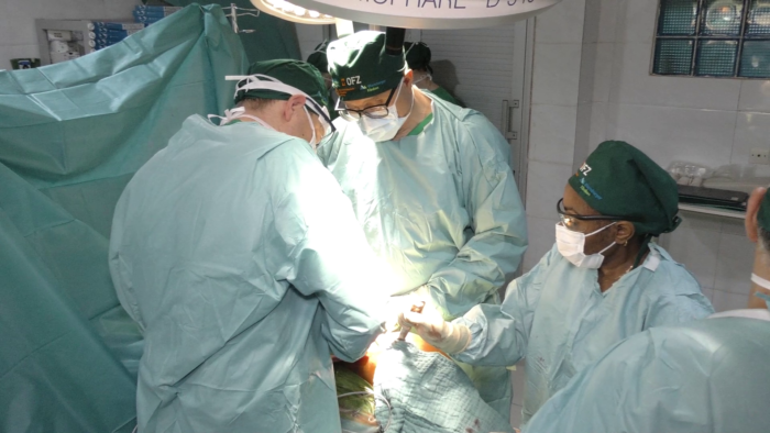 Démarrage avec succès de la 5éme mission médico-chirurgicale de pose de prothèse totale de hanche